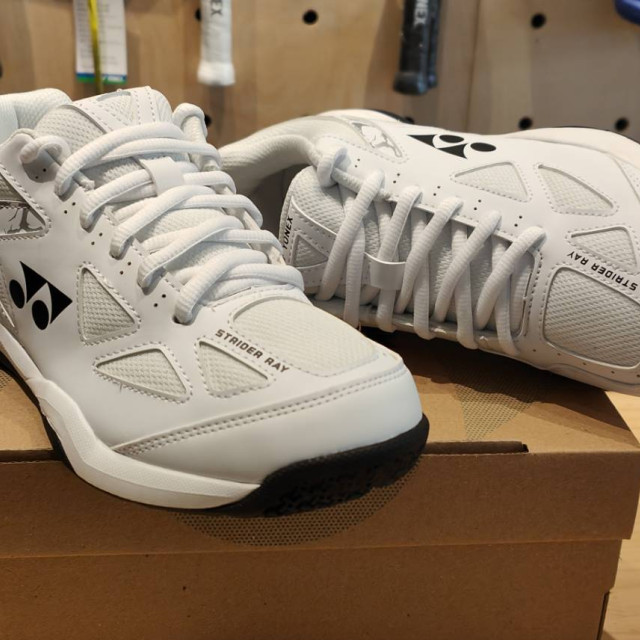 羽球鞋 (寬楦) 零碼出清  SHBSR1EX